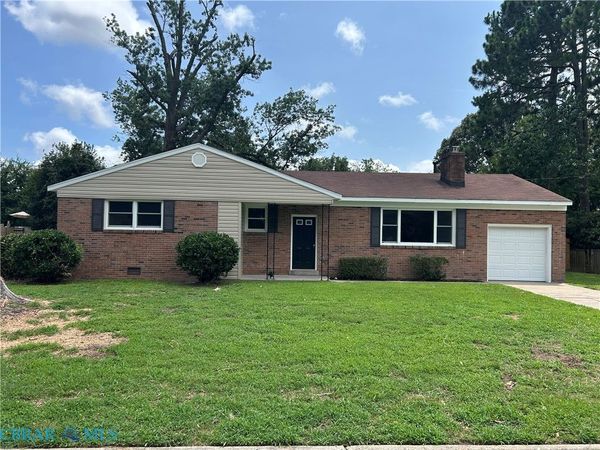 319 Pasture Lane, Hampton, VA 23669