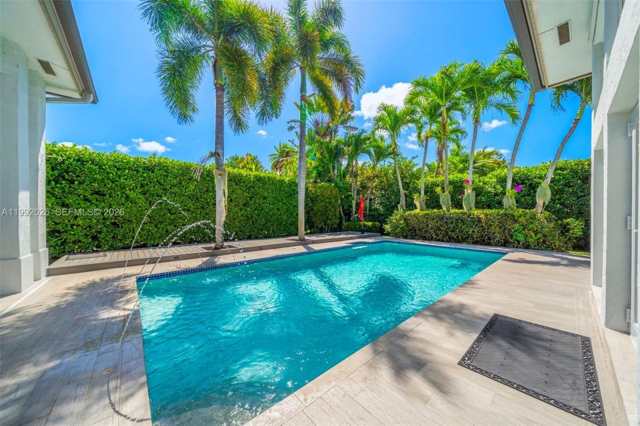 15501 SW 77th Ave , Palmetto Bay, FL 33157 Photo