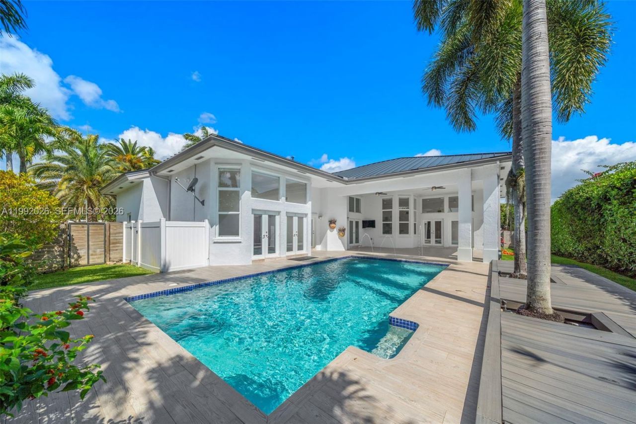 15501 SW 77th Ave , Palmetto Bay, FL 33157 Photo