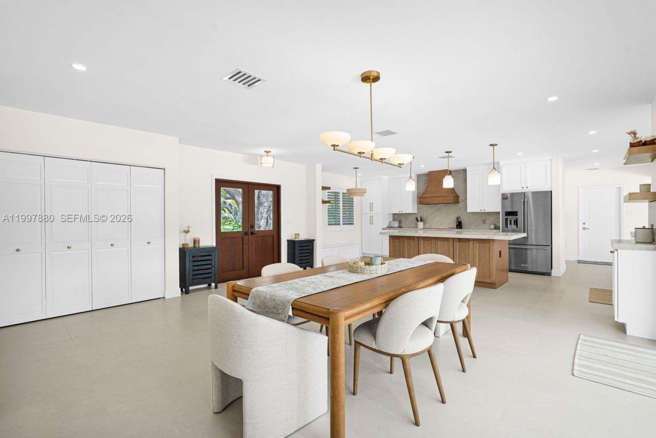 8300 SW 158th St, Palmetto Bay, FL 33157 Photo