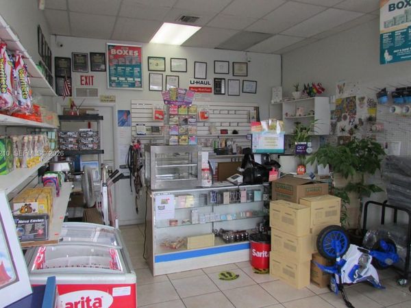 4330 SW 8th St, Coral Gables, FL 33134