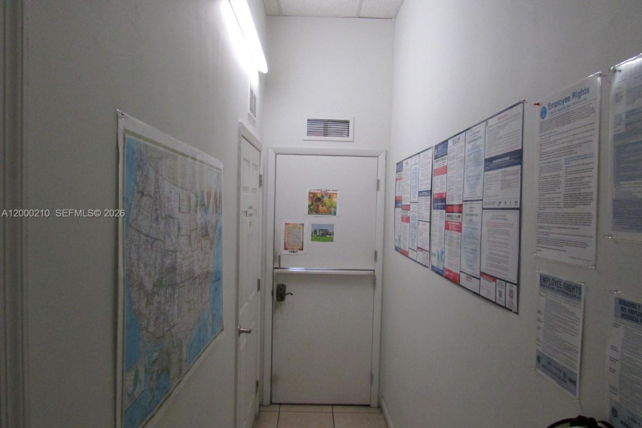 4330 SW 8th St, Coral Gables, FL 33134 Photo