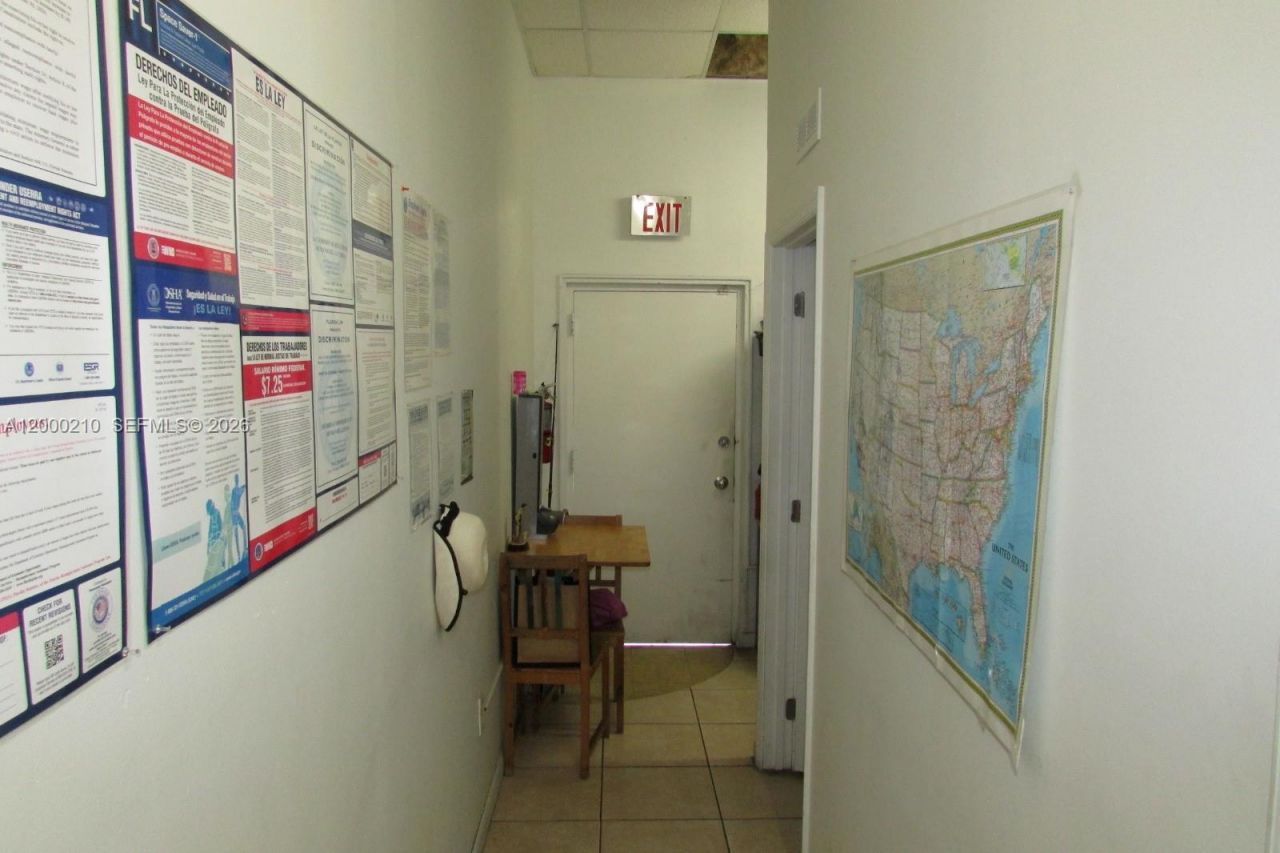 4330 SW 8th St, Coral Gables, FL 33134 Photo