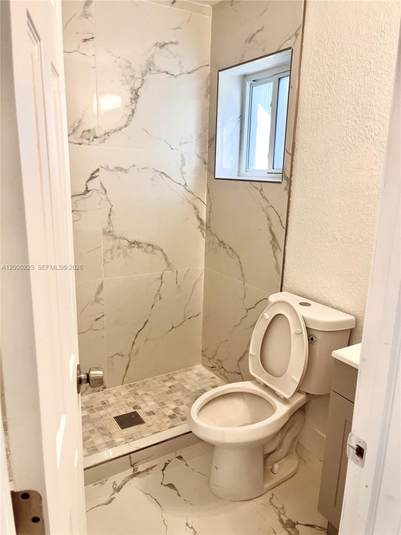 2481 NW 154th St, Miami Gardens, FL 33054 Photo