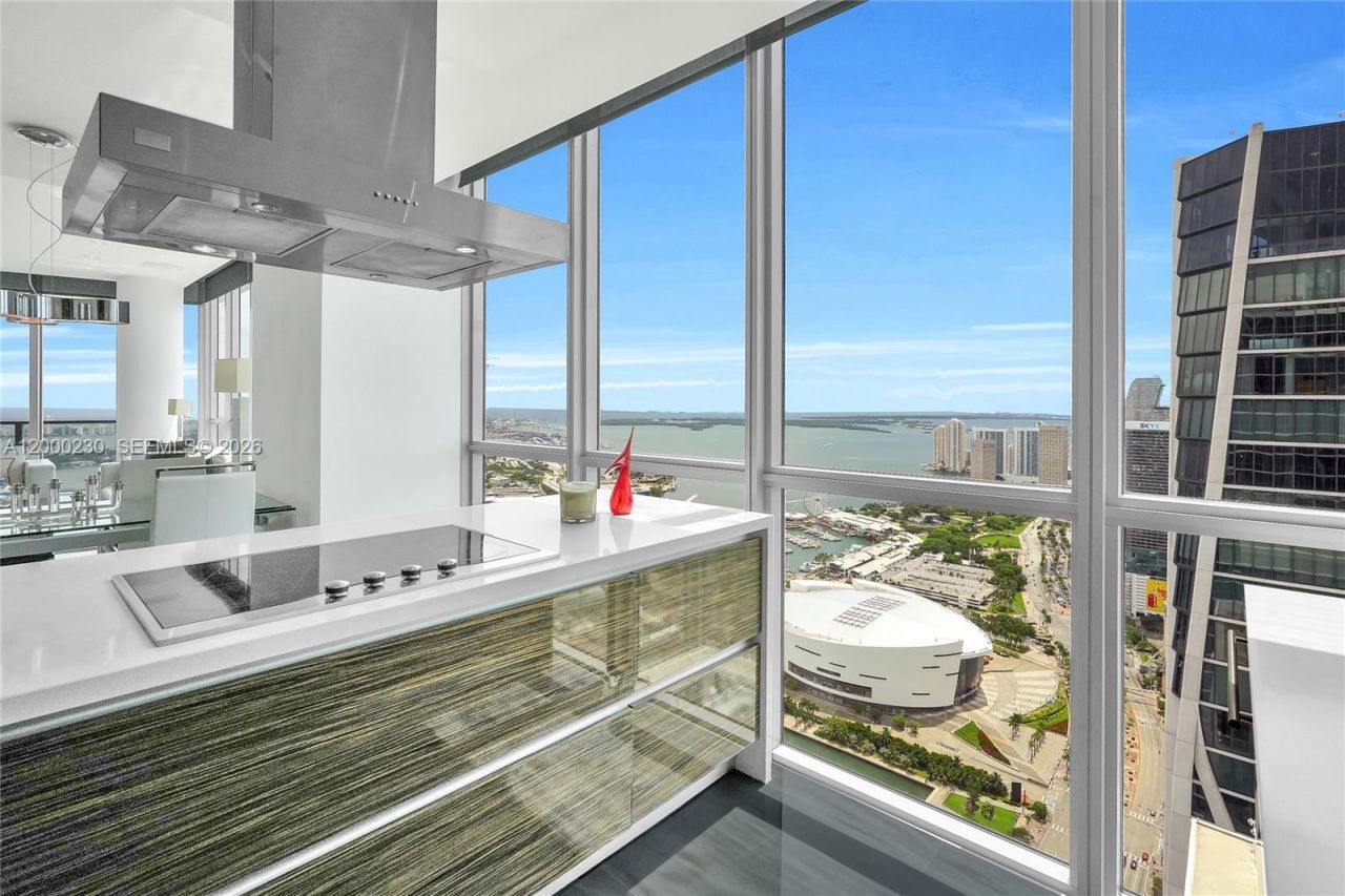 1100 Biscayne Blvd, Unit 6001, Miami, FL 33132 Photo