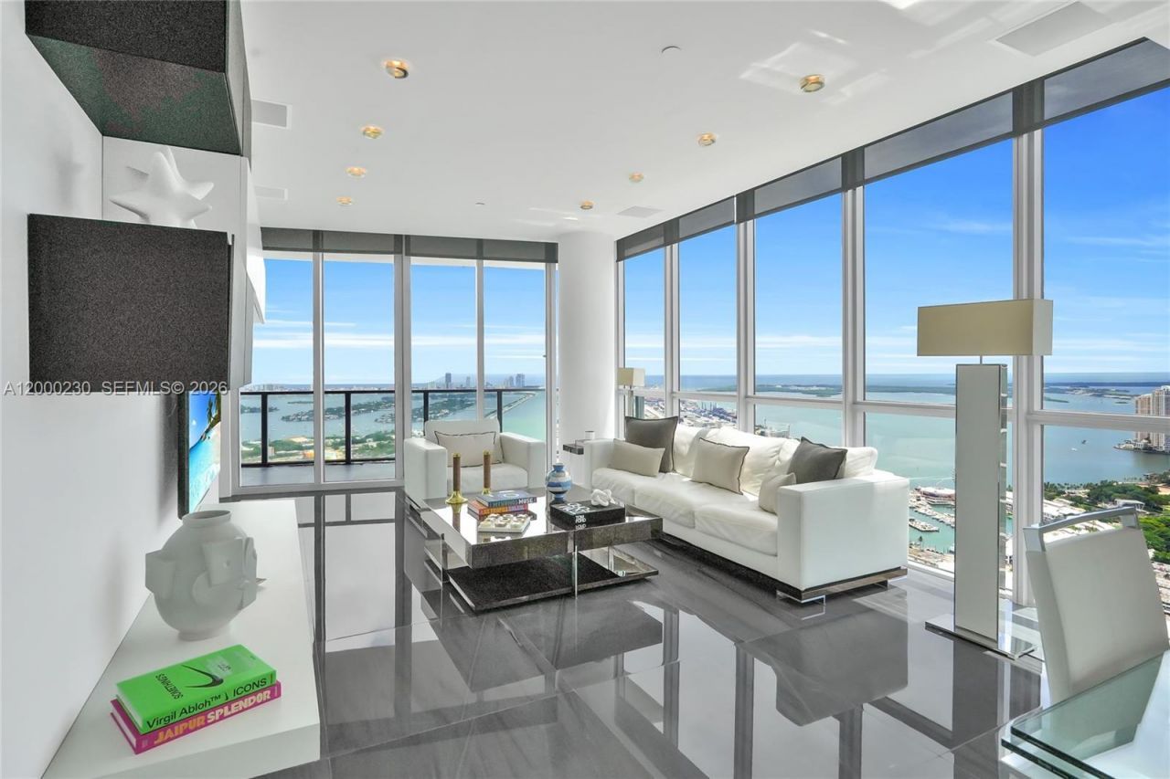 1100 Biscayne Blvd, Unit 6001, Miami, FL 33132 Photo