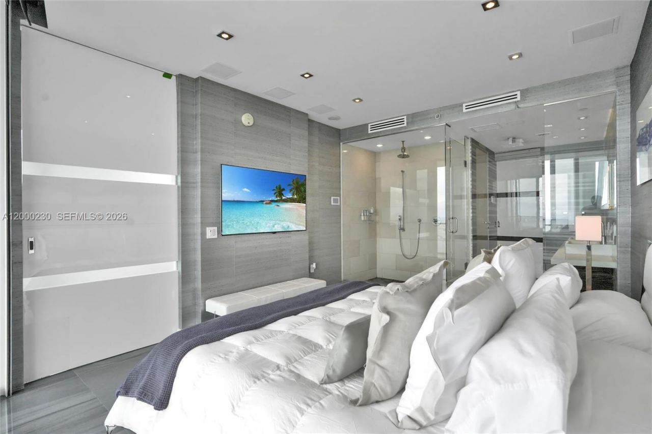 1100 Biscayne Blvd, Unit 6001, Miami, FL 33132 Photo