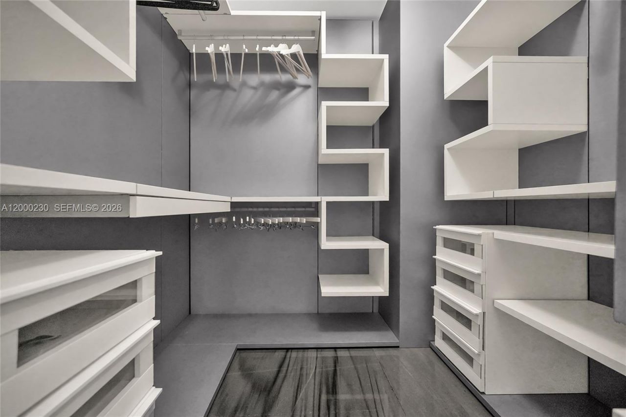 1100 Biscayne Blvd, Unit 6001, Miami, FL 33132 Photo