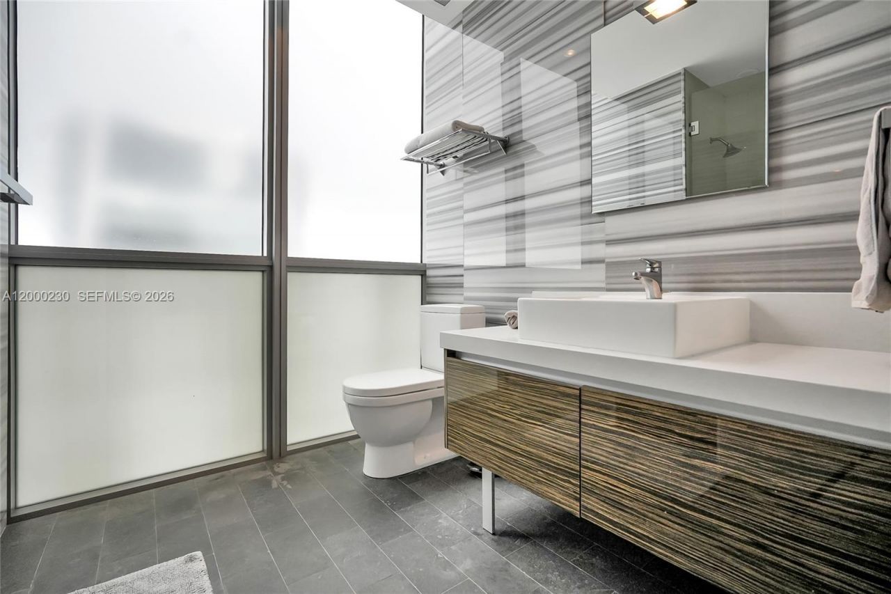 1100 Biscayne Blvd, Unit 6001, Miami, FL 33132 Photo