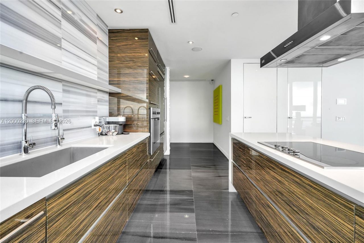 1100 Biscayne Blvd, Unit 6001, Miami, FL 33132 Photo