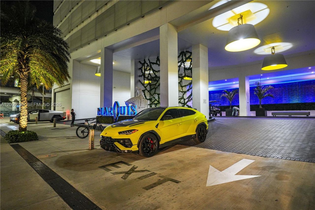 1100 Biscayne Blvd, Unit 6001, Miami, FL 33132 Photo