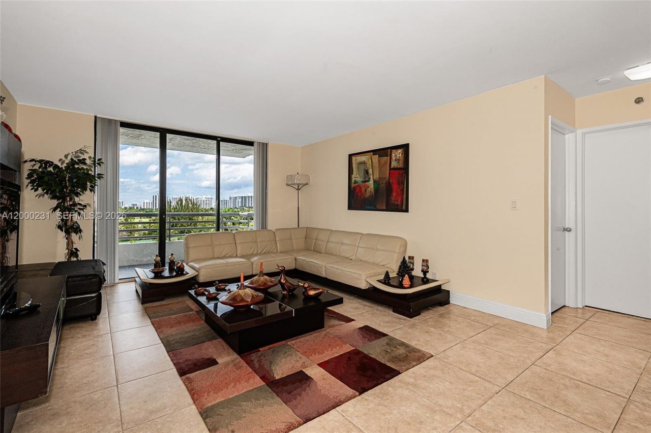 3300 NE 192nd St, Unit 711, Aventura, FL 33180 Photo