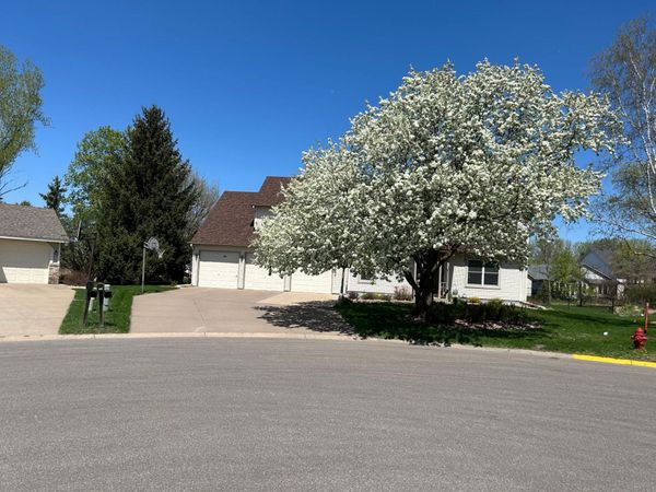 8057 Garfield Street NE, Spring Lake Park, MN 55432