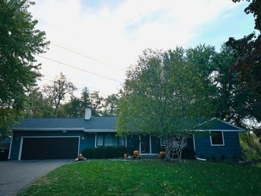 5409 Countryside Road, Edina, MN 55436