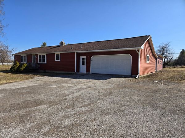 2501 N M 65, Lachine, MI 49753