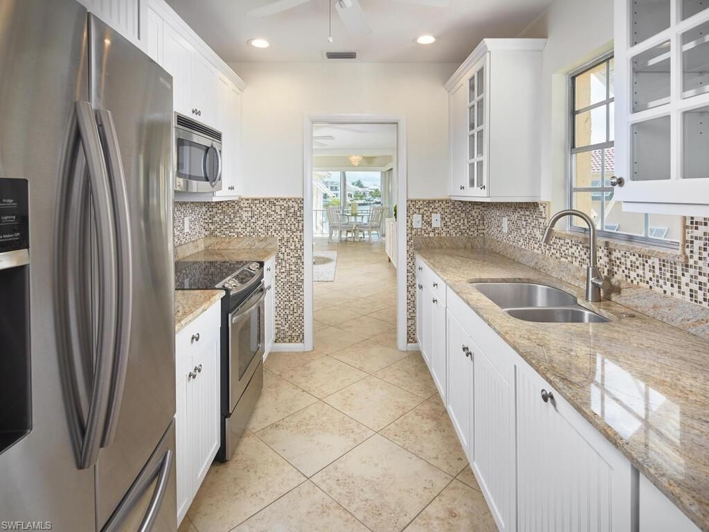 3070 Gulf Shore Blvd N, Unit 209, Naples, FL 34103 Photo