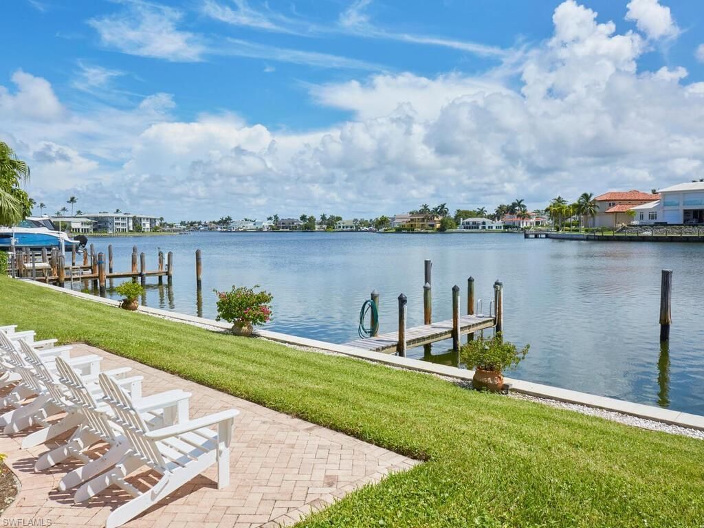 3070 Gulf Shore Blvd N, Unit 209, Naples, FL 34103 Photo