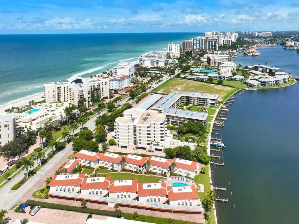 3070 Gulf Shore Blvd N, Unit 209, Naples, FL 34103 Photo