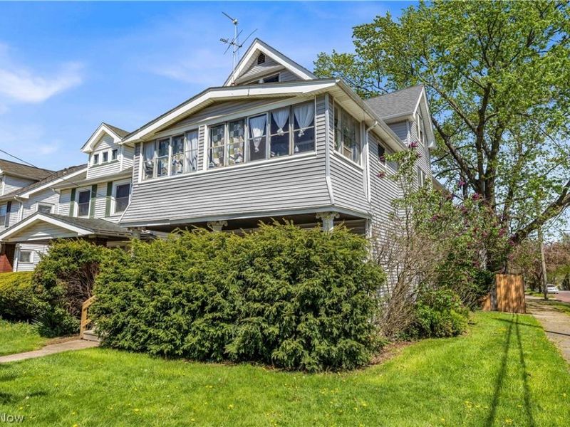 8517 Rosewood Avenue, Unit 1/DN, Cleveland, OH 44105 Photo 2