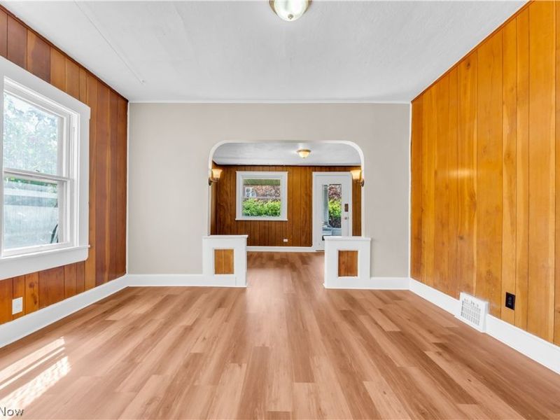 8517 Rosewood Avenue, Unit 1/DN, Cleveland, OH 44105 Photo 5