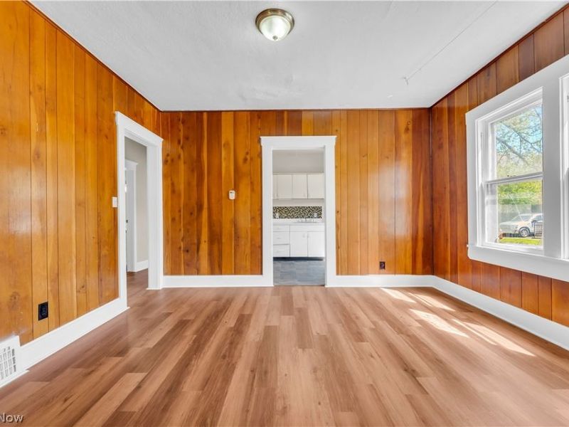 8517 Rosewood Avenue, Unit 1/DN, Cleveland, OH 44105 Photo 9