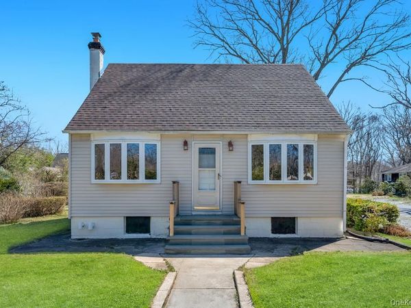 87 Tyler Avenue , Sound Beach, NY 11789