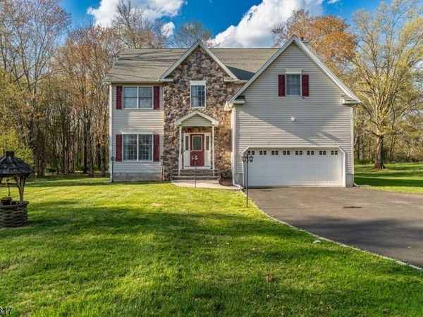 722 County Road 579, Raritan, NJ 08822