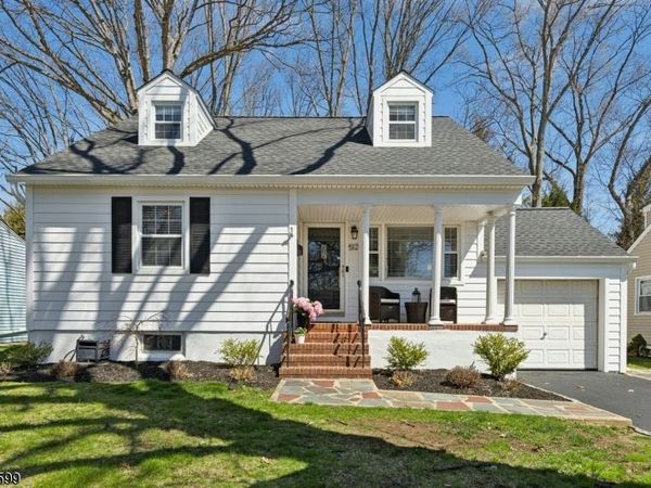 512 Gallows Hill Rd, Cranford, NJ 07016