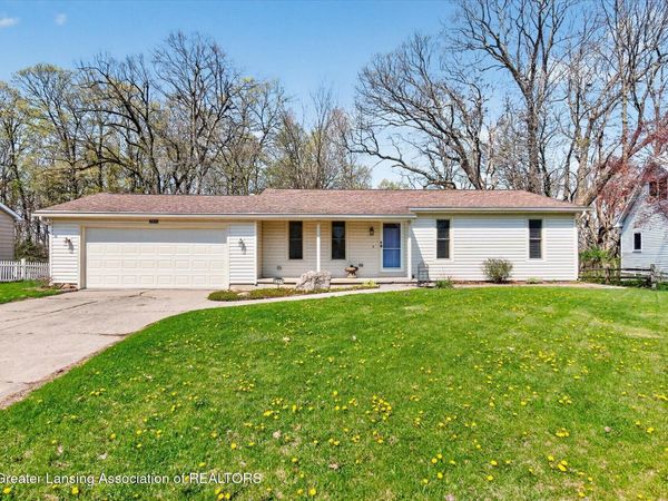 2211 Hilltop Drive, Lansing, MI 48917