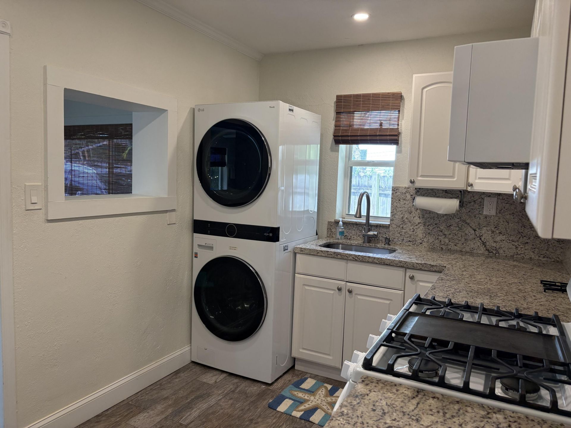 501 SW 11th Street, Unit R, Fort Lauderdale, FL 33315 Photo