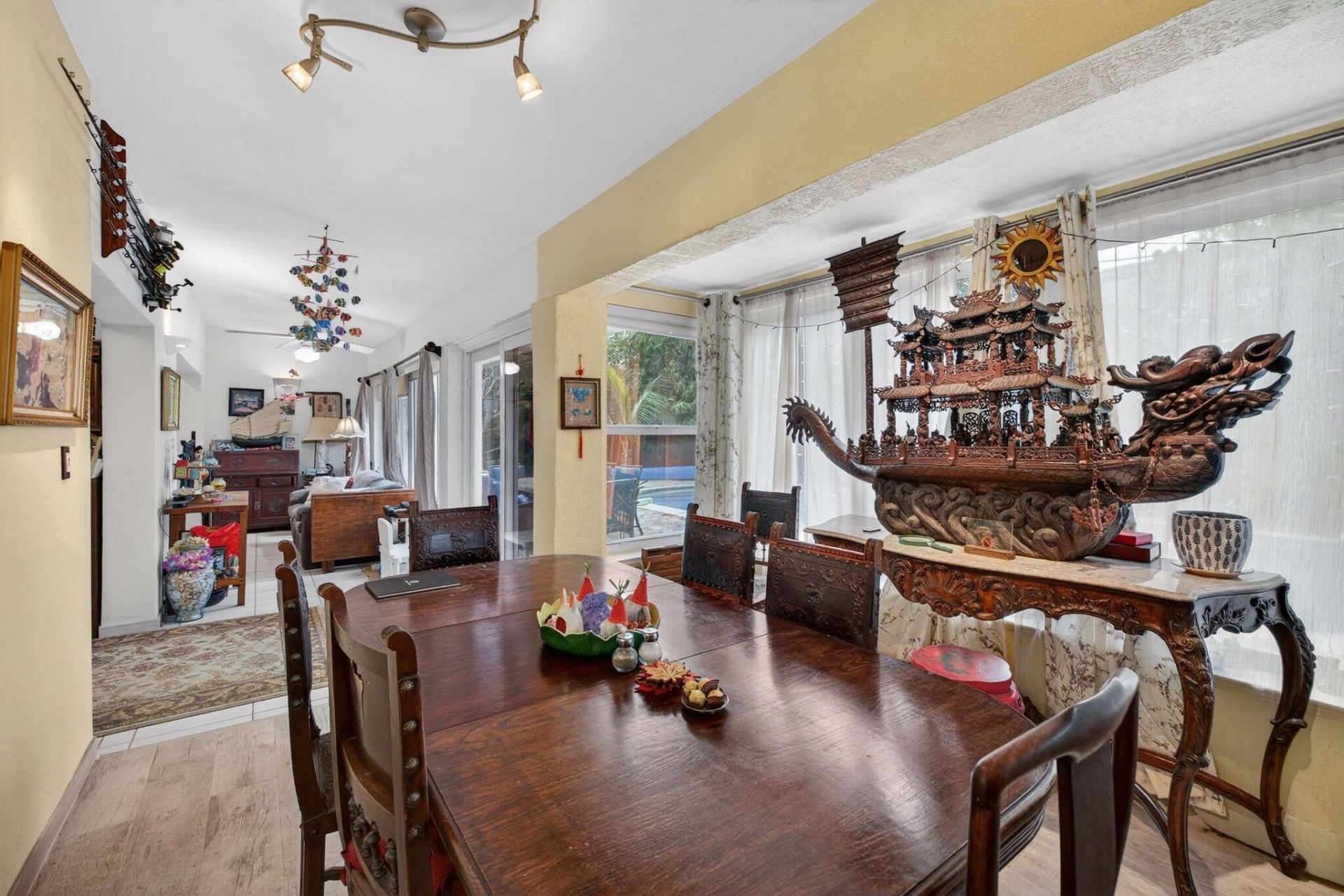 1935 SE 25th Avenue, Fort Lauderdale, FL 33316 Photo