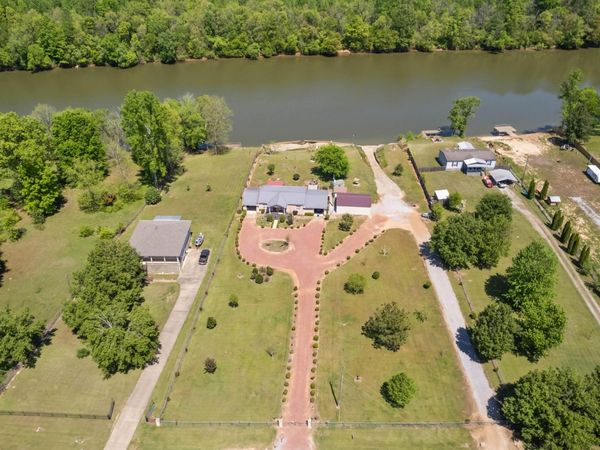 237 Longview Drive, Gadsden, AL 35901