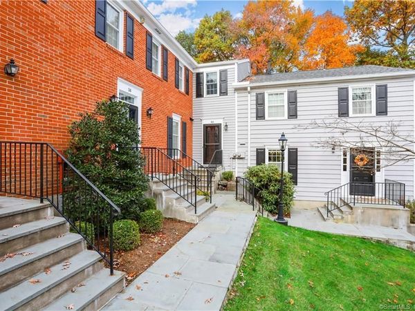 60 Greenwich Hills, Unit 60, Greenwich, CT 06831