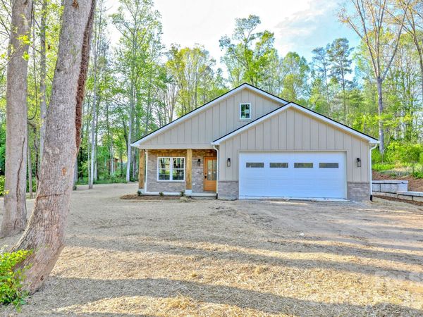 156 Oakdale Drive , Morganton, NC 28655