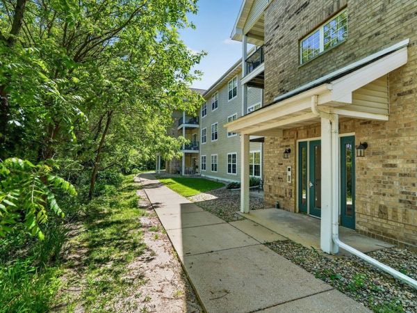 203 Kearney Way, Unit 104, Waunakee, WI 53597