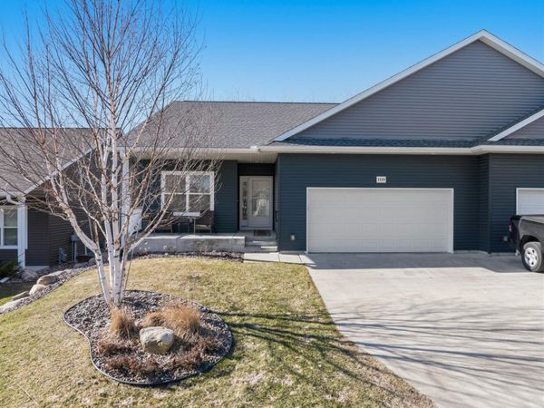 2209 Greenfield Drive W, Northfield, MN 55057