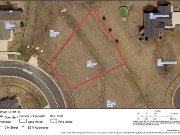 815 9th Avenue SW, Pine Island, MN 55963