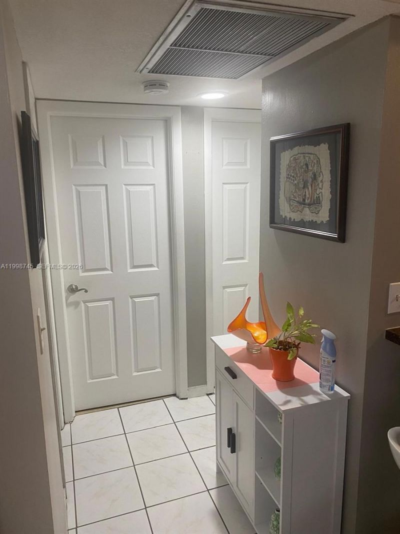 15669 SW 73rd Cir Ter, Unit 4-7, Miami, FL 33193 Photo