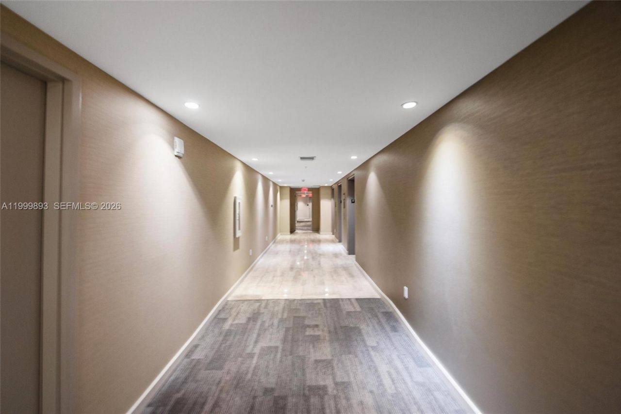 1010 SW 2nd Ave, Unit 1709, Miami, FL 33130 Photo