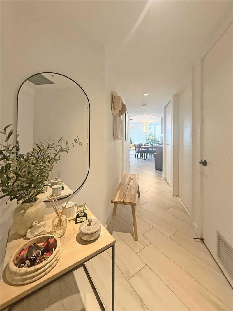 1010 SW 2nd Ave, Unit 1709, Miami, FL 33130 Photo