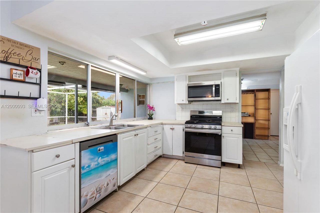 3012 Canal Road, Miramar, FL 33025 Photo