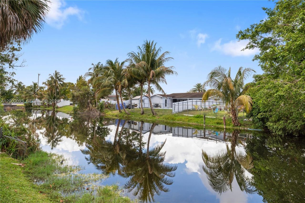 3012 Canal Road, Miramar, FL 33025 Photo