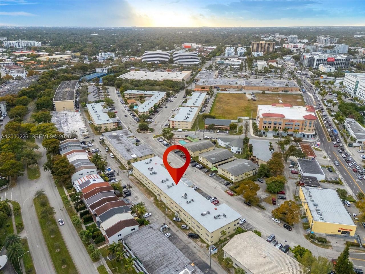 11960 NE 19th Dr, Unit 15, North Miami, FL 33181 Photo