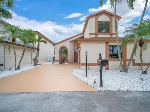 8694 Kimble Way, Unit 8694, Boca Raton, FL 33433