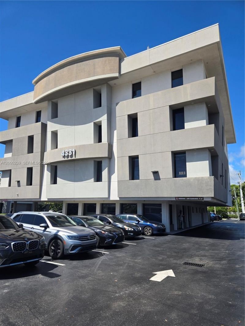 4331 N Federal Hwy, Oakland Park, FL 33308 Photo