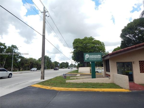 14415 N Kendall Dr , Unit 312G, Miami, FL 33186