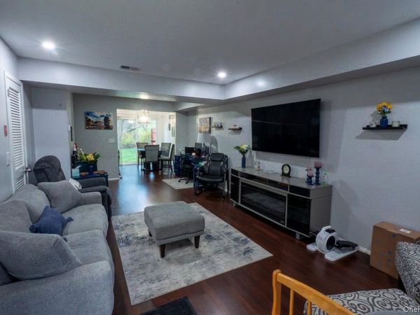 276 Temple Hill Road, Unit 704, New Windsor, NY 12553