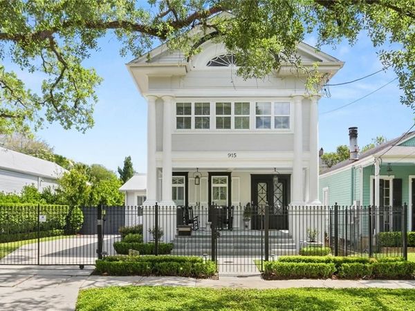 915 HENRY CLAY Avenue, New Orleans, LA 70118