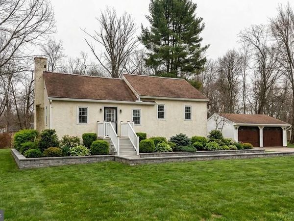 6166 MECHANICSVILLE ROAD, MECHANICSVILLE, PA 18934