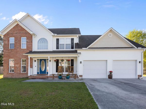 331 Rock Creek Drive S, Jacksonville, NC 28540